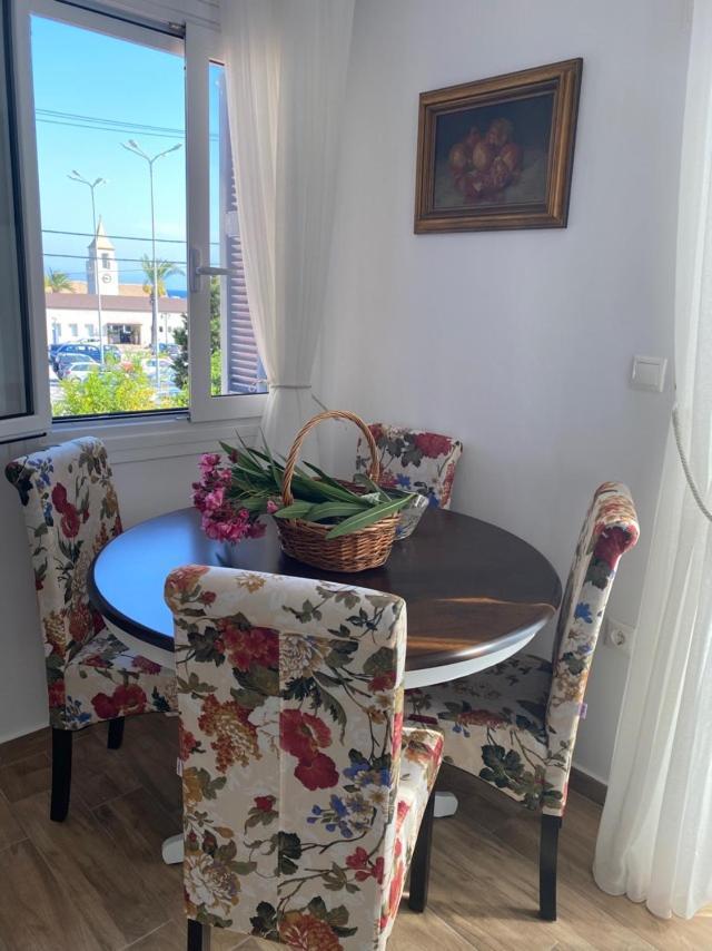 Reginas Apartments Ιξιά Εξωτερικό φωτογραφία